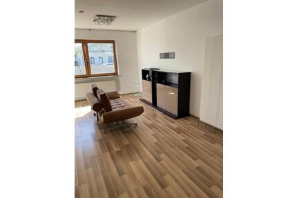 Wohnung alter Westen IN - 299.000,00&nbsp;EUR Kaufpreis, ca.&nbsp; 64,00&nbsp;m&sup2; in Parsberg (PLZ: 92331)