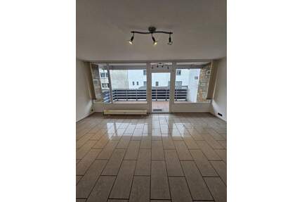 Wohnen mitten in Köln mit großem Balkon, barrierefrei, ruhig und super-zentral