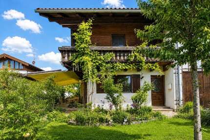 Haus zum Kaufen in Halfing 640.000,00 € 251.13 m²