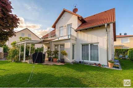 Haus zum Kaufen in Kösching 699.000,00 € 160 m²