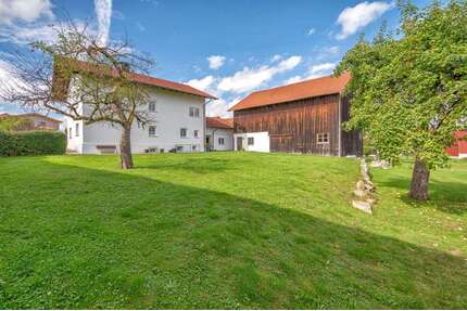 Haus zum Kaufen in Waldkirchen 690.000,00 € 177 m²