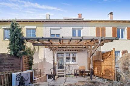 Fast vollständig saniertes Reihenhaus zum Wohlfühlen - Reutlingen Storlach