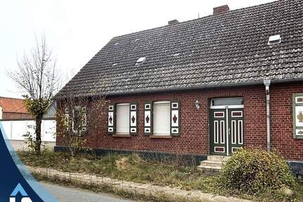 Doppelhaushälfte mit großem Grundstück - Kamern Rehberg