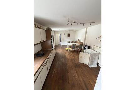 2 Monate keine Miete! 2-Zimmer-Wohnung in Mainz Weisenau – 2 Monate mietfrei gegen Renovierung