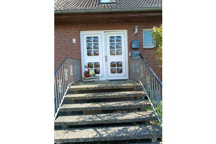 Charmante DG-Wohnung, 65 m², 2,5 Zimmer, renoviert - Wahrenholz