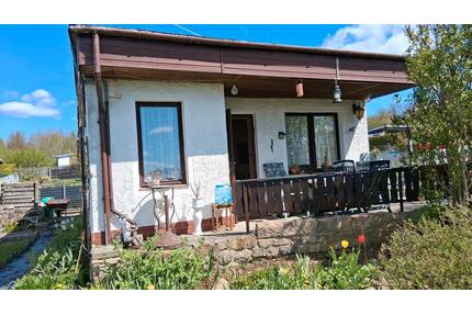 Garten mit Bungalow - 800,00&nbsp;EUR Kaltmiete, ca.&nbsp; 0,00&nbsp;m&sup2; in Frankenberg (Sachsen) (PLZ: 09669)
