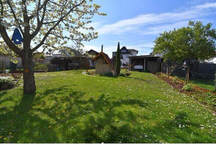 2-3 Familienhaus quasi geschenkt- Sie zahlen lediglich das sonnige Grundstück! - Wiesbaden Breckenheim