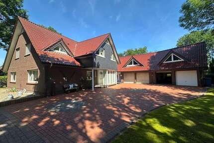 Haus zum Kaufen in Saterland Scharrel 389.000,00 € 321 m² - Saterland / Scharrel