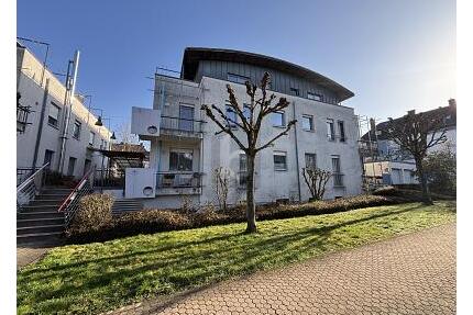 2 ETAGEN, TOP LAGE, TIEFGARAGE, 2 TERRASSEN - Saarbrücken