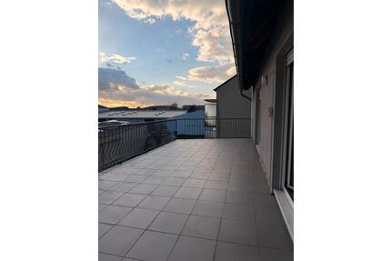 PENTHOUSE Eigentumswohnung mit 120 m2 steht zum Verkauf ! - Witten Heven