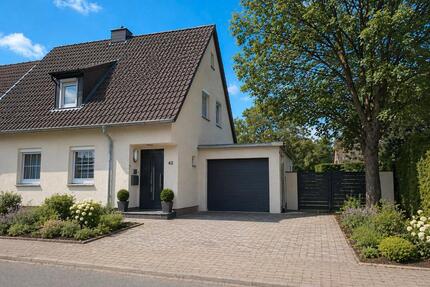 Doppelhaushälfte in ruhiger Lage - Erstbezug nach Sanierung - Salzgitter Ortschaft Südost