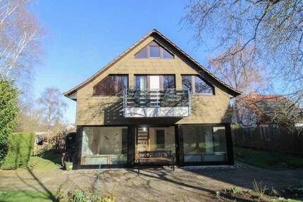 Charmante Doppelhaushälfte mit Garten, Balkon, Garage, zentral in Kassel-Harleshausen zu verkaufen