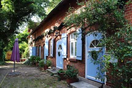 Haus zum Kaufen in Künsche 199.000,00 € 400 m²