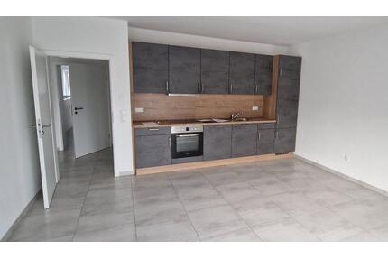 Erdgeschoss Wohnung zu vermieten, Küche, Terrasse, Wärmepumpe - Westoverledingen