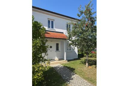Haushälfte - 2.200,00&nbsp;EUR Kaltmiete, ca.&nbsp; 123,50&nbsp;m&sup2; in Maisach (PLZ: 82216)