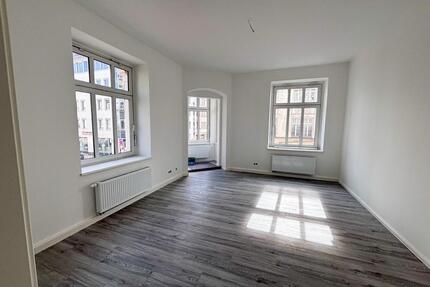 Erstbezug nach Sanierung im sonnigen Altbau - Gera