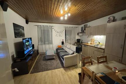 Wohnung Erdgeschoss 68qm - 715,00&nbsp;EUR Kaltmiete, ca.&nbsp; 68,00&nbsp;m&sup2; in Simbach (PLZ: 94436)