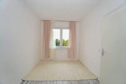 3-Zimmer-Wohnung mit Tageslichtbad - gepflegt & saniert - Nürnberg Schniegling