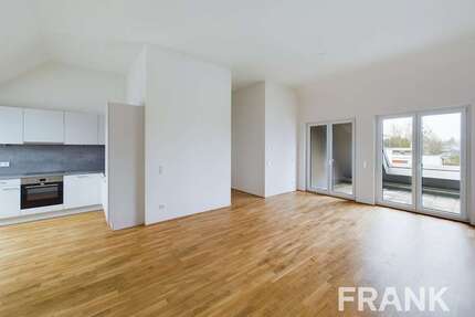 Wohnung zum Mieten in Frankfurt 2.390,00 € 106.5 m²