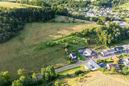 Bauerwartungsland in Höhenlage von Mettendorf