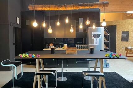 Moderne Schreibtischplätze mit Besprechungsraum im Bottwartal - Steinheim an der Murr