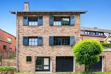 Haus zum Kaufen in Frechen 1.400.000,00 € 243.44 m²