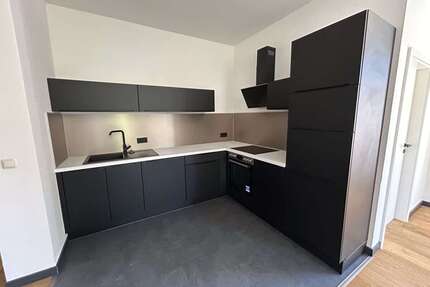 Wohnung zum Mieten in Zwickau 500,00 € 77.81 m²