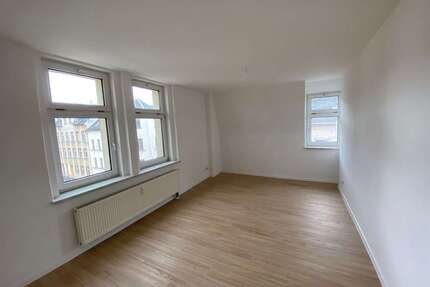 Wohnung zum Mieten in Werdau 255,00 € 55 m²