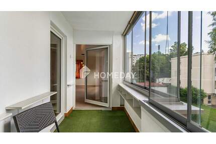 Helle 3 bis 4 Zimmerwohnung mit Südloggia und Garagenstellplatz in idealer Lage - Villingen-Schwenningen