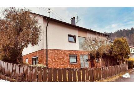 Zweifamilienhaus mit Einliegerwohnung in ruhiger Lage - Bopfingen