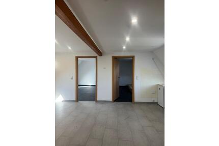 3,5 Zimmer Dachgeschoss Wohnung in Meitingen zu vermieten