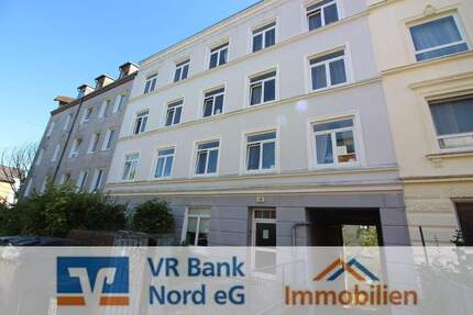 Teilmodernisierte 4 Zimmer Wohnung in der Nordstadt - Flensburg