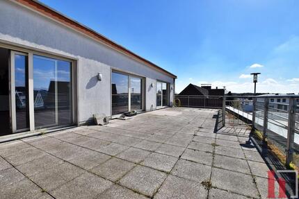Penthouse mit großzügiger Dachterrasse und Blick über die Lohner Innenstadt - Lohne (Oldenburg)