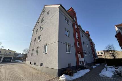 Wohnung zum Kaufen in Waldsassen 82.000,00 € 52.68 m²