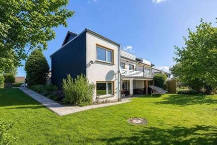 Haus zum Kaufen in Lohmar-Honrath 345.000,00 € 170.61 m²