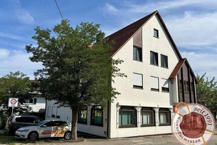 Wohnkomfort auf 3 Zimmern in Dotternhausen: Zeitlos eingerichtet mit sonnigem Balkon