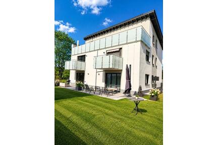 Traumhafte Wohnung - großzügig, lichtdurchflutet mit sonnigem Garten - Offenbach am Main Bieber