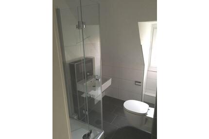 *** Charmante DG-Wohnung in Schlossnähe! *** - Essen Stadtbezirk IV