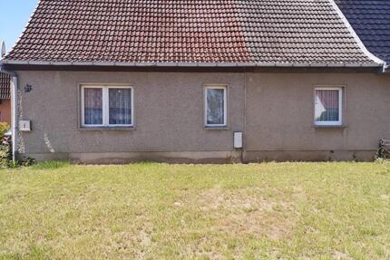 Doppelhaushälfte - 90.000,00&nbsp;EUR Kaufpreis, ca.&nbsp; 100,00&nbsp;m&sup2; in Demmin (PLZ: 17109)