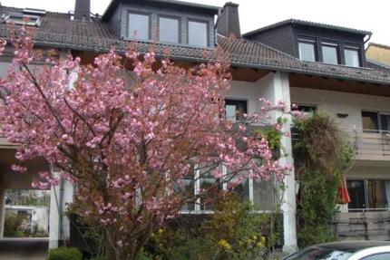 Gepflegte Doppelhaushälfte 7 Zimmer in Wiesbaden-Naurod