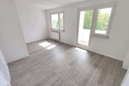 Wohnung zum Mieten in Halle 525,00 € 59 m²