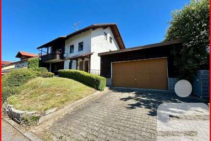 Haus zum Kaufen in Grafenau 229.000,00 € 200 m²