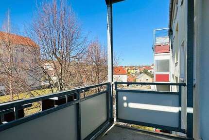 Wohnung zum Mieten in Freital 317,63 € 49.63 m²