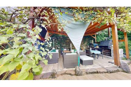 Haus zum Kaufen in Reutlingen Bronnweiler 969.000,00 € 243 m²