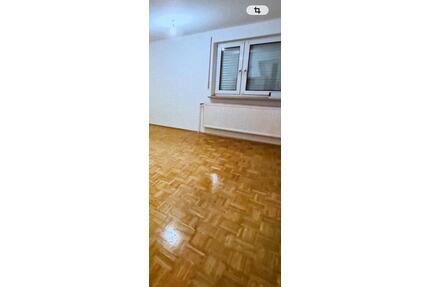 Drei Zimmer Wohnung - 1.100,00&nbsp;EUR Kaltmiete, ca.&nbsp; 83,00&nbsp;m&sup2; in Kempten (Allgäu) (PLZ: 87439) Auf der Halde