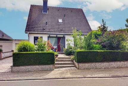 Haus zum Kaufen in Vettweiß 320.000,00 € 150.1 m²