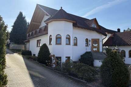 Haus zum Kaufen in Bretten-Dürrenbüchig 825.000,00 € 293 m²