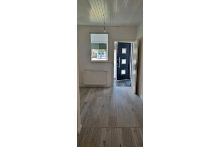 ERSTBEZUG nach Kernsanierung 4-Zimmerwohnung im Erdgeschoß - Goslar Immenrode