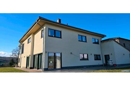 Schönes Einfamilienhaus mit Garten in ruhiger Lage - Brücken