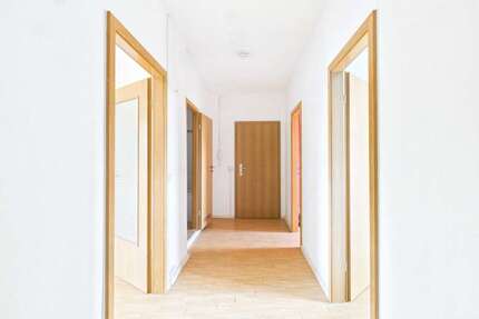 Wohnung zum Mieten in Dessau-Roßlau 390,00 € 70.71 m²